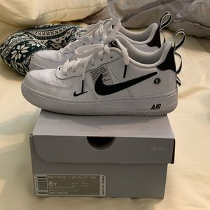 Nike Air Force 1 LV8